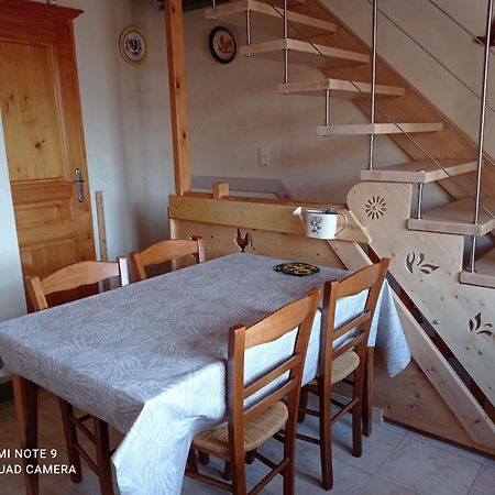 Вілла Le Grenier Bief-des-Maisons Екстер'єр фото